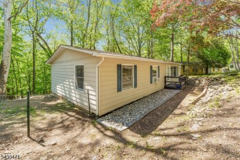 11 Overlook Drive High Bridge NJ 08829