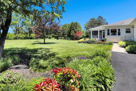 80 Juniper Way Bernards NJ 07920