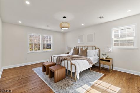 10 Robert Court Verona NJ 07044