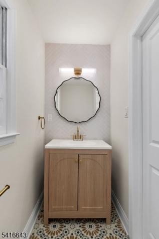 10 Robert Court Verona NJ 07044