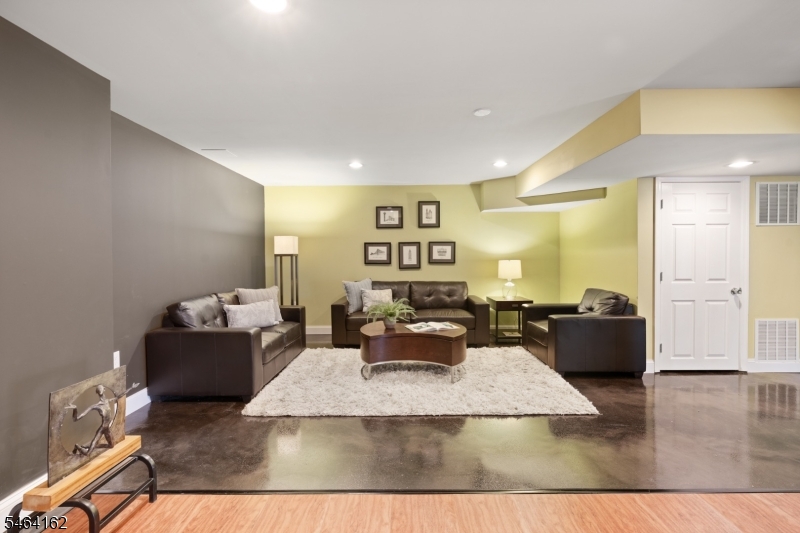 2 Coury Road Hillsborough NJ 08844