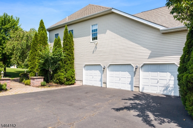 2 Coury Road Hillsborough NJ 08844
