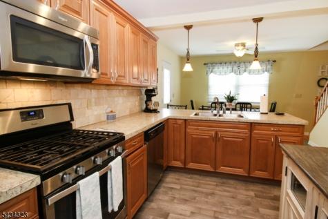 6 Knollwood Road Totowa NJ 07512