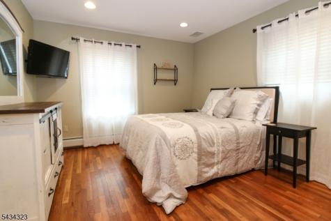 6 Knollwood Road Totowa NJ 07512