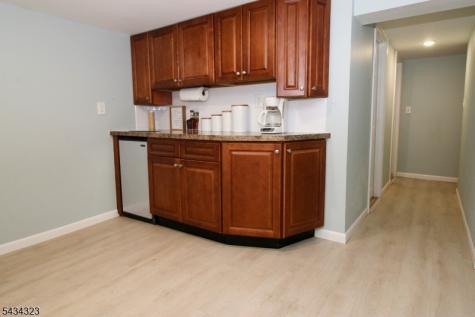 6 Knollwood Road Totowa NJ 07512