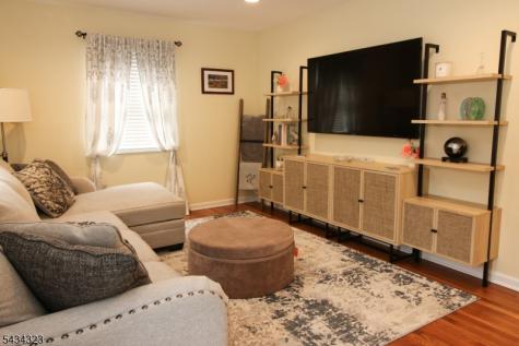 6 Knollwood Road Totowa NJ 07512