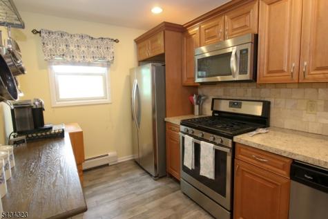 6 Knollwood Road Totowa NJ 07512