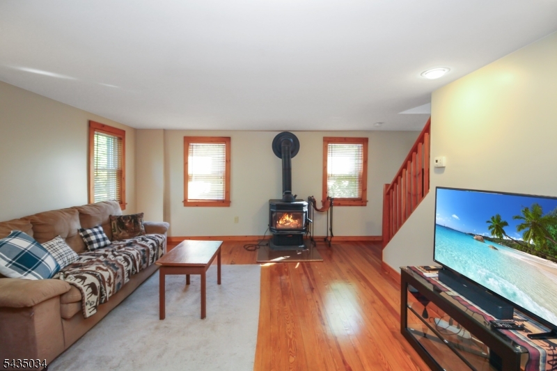 103 Petersburg Road Independence NJ 07840