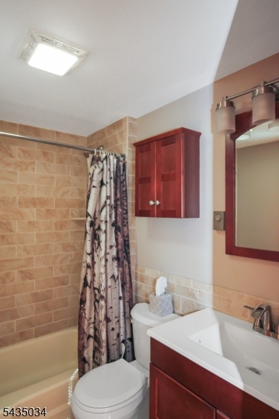 103 Petersburg Road Independence NJ 07840