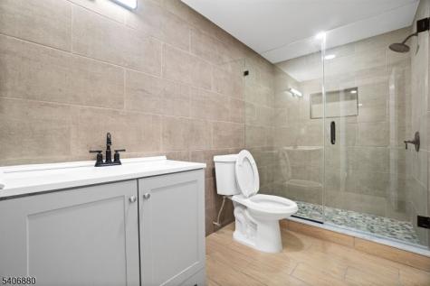 16 Sayre Street Elizabeth NJ 07208