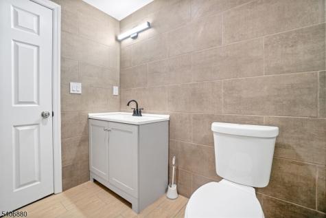 16 Sayre Street Elizabeth NJ 07208
