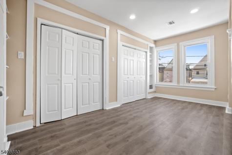16 Sayre Street Elizabeth NJ 07208