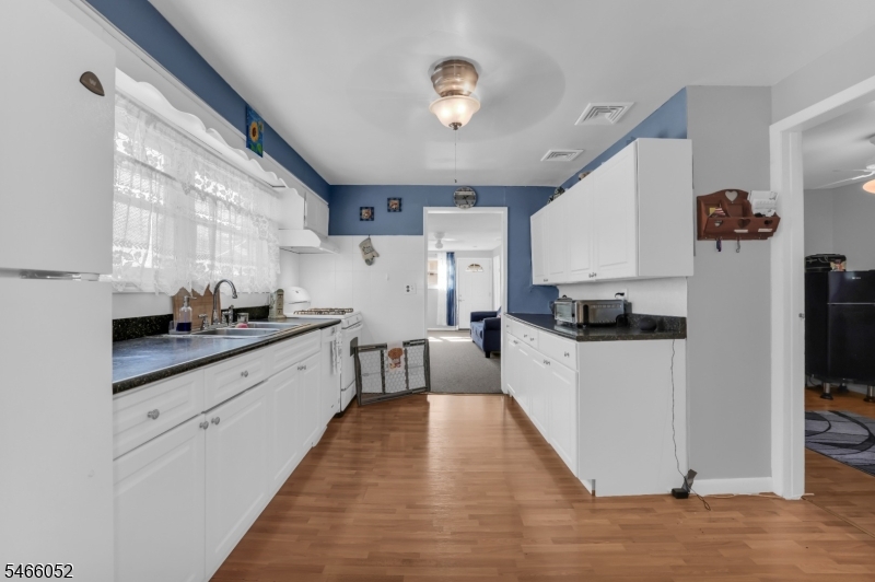 212 Gordon Avenue Totowa NJ 07512