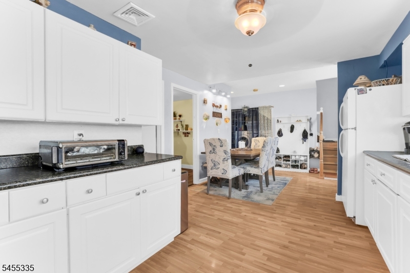 212 Gordon Avenue Totowa NJ 07512