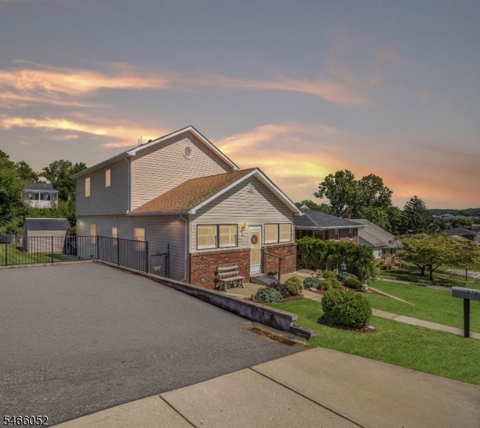 212 Gordon Avenue Totowa NJ 07512