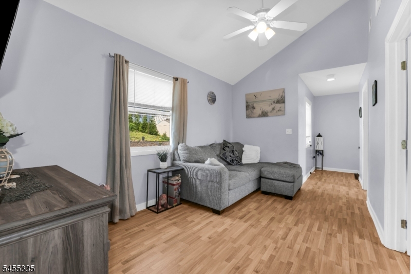 212 Gordon Avenue Totowa NJ 07512