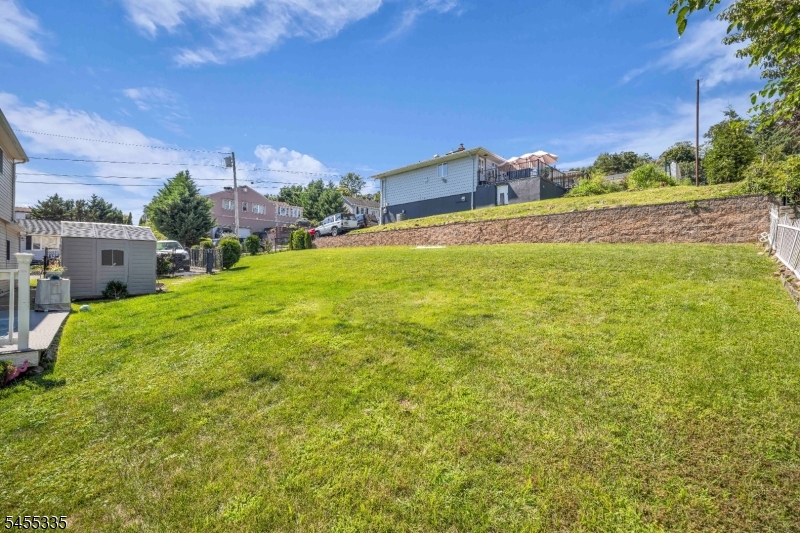 212 Gordon Avenue Totowa NJ 07512