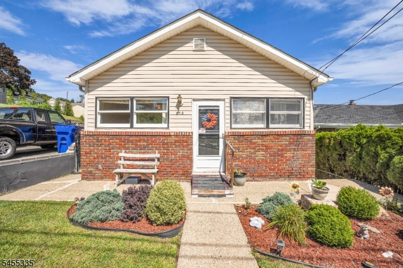 212 Gordon Avenue Totowa NJ 07512