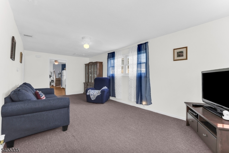 212 Gordon Avenue Totowa NJ 07512