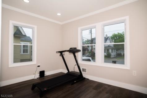 35 3 Road Avenue Little Falls NJ 07424