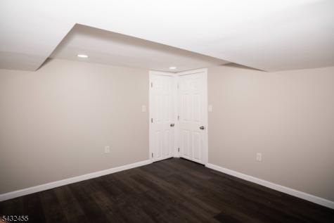 35 3 Road Avenue Little Falls NJ 07424
