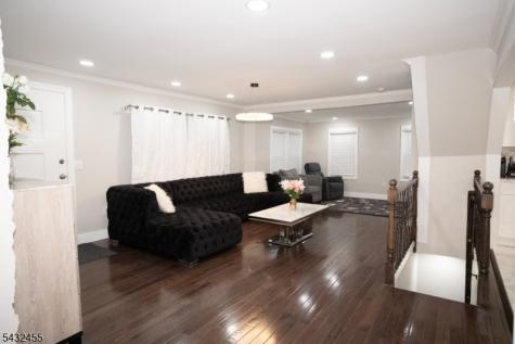 35 3 Road Avenue Little Falls NJ 07424