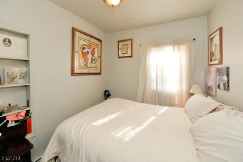 18 Parker Avenue Hawthorne NJ 07506