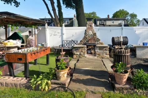 18 Parker Avenue Hawthorne NJ 07506