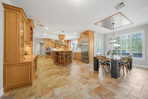 9 Pennbrook Court Montville NJ 07045