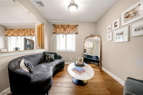 9 Pennbrook Court Montville NJ 07045