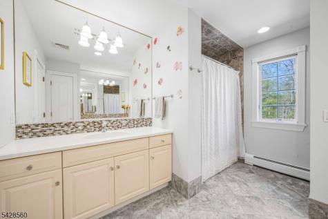 9 Pennbrook Court Montville NJ 07045