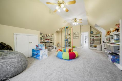 9 Pennbrook Court Montville NJ 07045