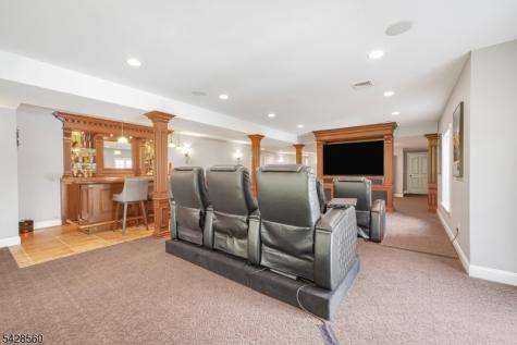 9 Pennbrook Court Montville NJ 07045