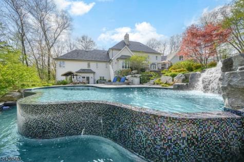 9 Pennbrook Court Montville NJ 07045