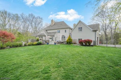 9 Pennbrook Court Montville NJ 07045