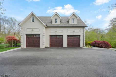 9 Pennbrook Court Montville NJ 07045