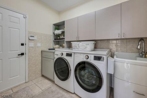 18 Renshaw Drive Montville NJ 07045