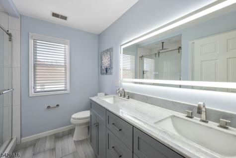 18 Renshaw Drive Montville NJ 07045