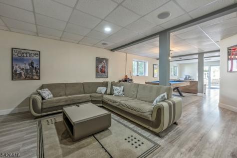 18 Renshaw Drive Montville NJ 07045