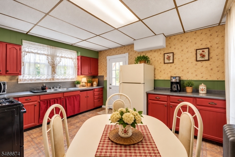 56 Summit Avenue Phillipsburg NJ 08865
