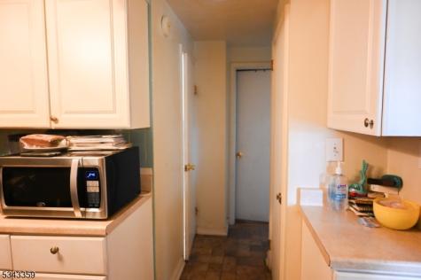 12 Old Post Road Edison NJ 08817
