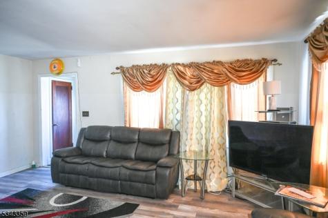 12 Old Post Road Edison NJ 08817