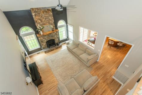 18 Stoneybrook Road Washington NJ 07853