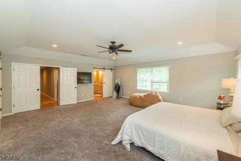 18 Stoneybrook Road Washington NJ 07853