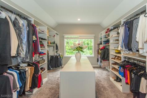 18 Stoneybrook Road Washington NJ 07853