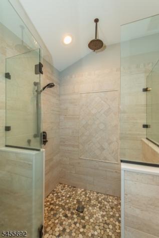 18 Stoneybrook Road Washington NJ 07853