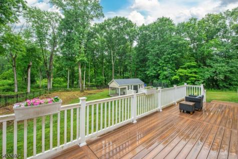 18 Stoneybrook Road Washington NJ 07853