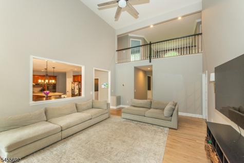 18 Stoneybrook Road Washington NJ 07853