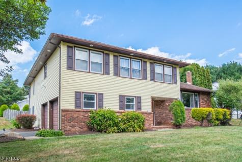 257 Eyland Avenue Roxbury NJ 07876