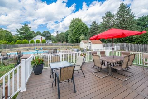 257 Eyland Avenue Roxbury NJ 07876